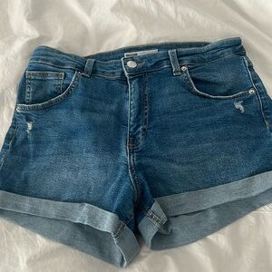 Bershka size 8 jean shorts